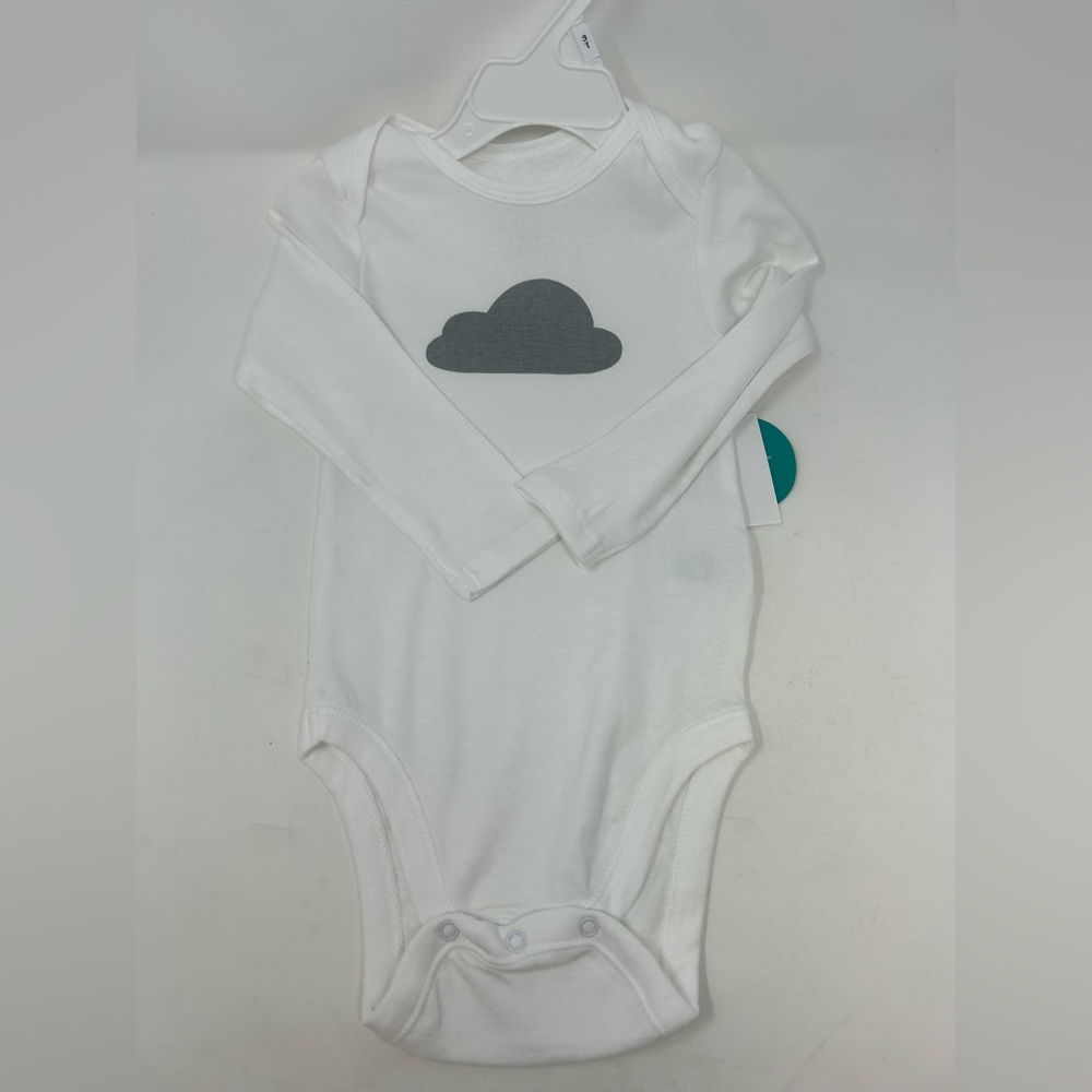 NWT Mighty Goods Gray Cloud Long Sleeve Bodysuit Onesie